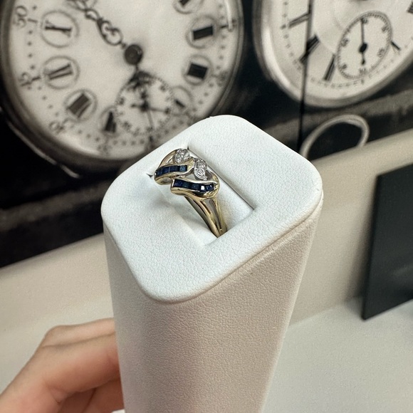 Vintage 10k Yellow Gold Sapphire and Diamond Heart Ring - Picture 2 of 6